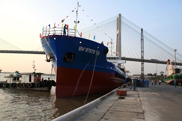 Hạ thủy tàu đánh cá lớn nhất theo Nghị định 67